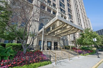 Building Photo - 680 N Lake Shore Dr
