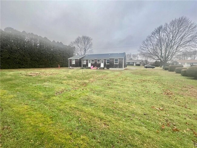 Building Photo - 19 Ethel Dr