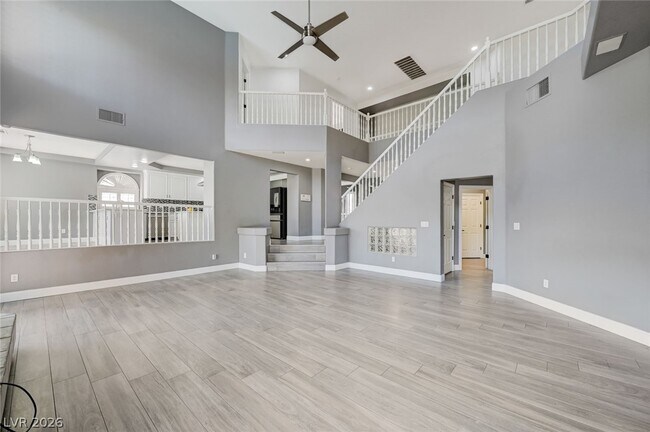 Building Photo - 3800 Beacon Point St