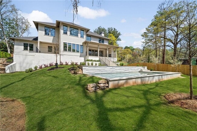 Building Photo - 1068 Moores Mill Rd NW