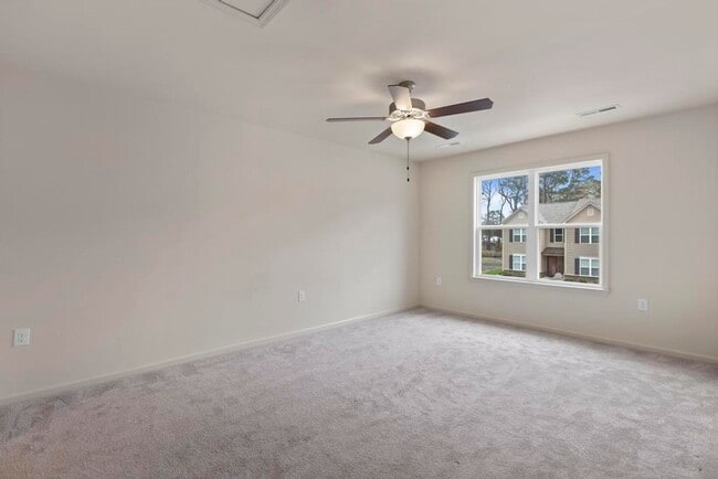 Building Photo - 245 Boyington Pl Rd