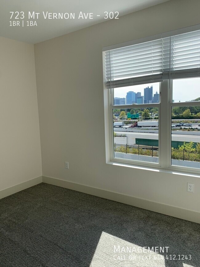 Building Photo - The Luminary