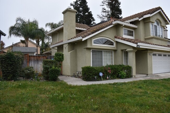 Building Photo - 924 Christy Ct