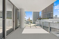 Building Photo - 851 NE 1st Ave