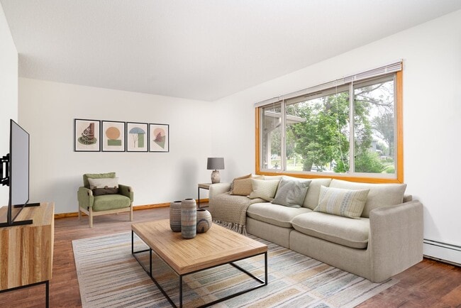 Primary Photo - 4301 Valley View Rd