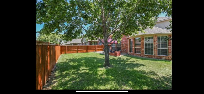 Building Photo - 961 Noble Ave