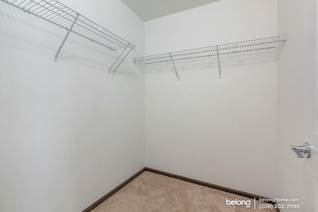 Building Photo - 12010 27th Ct S