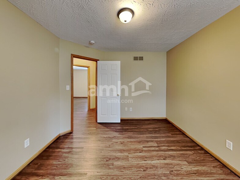 Building Photo - 55 Saddle Creek Ln