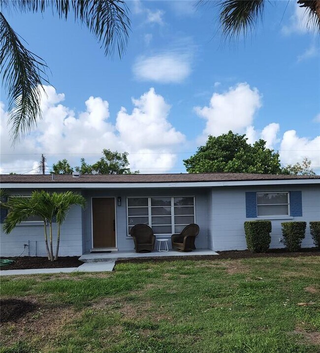 Primary Photo - 220 Glen Oak Rd