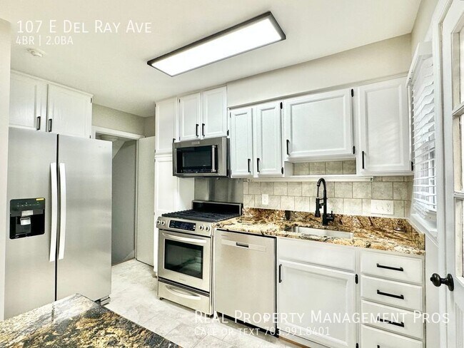 Building Photo - 107 E Del Ray Ave