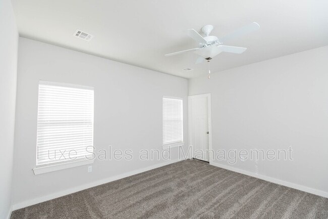 Building Photo - 2124 Camino Del Plaza Ln