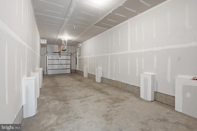 Building Photo - 4759 Sully Pt Ln