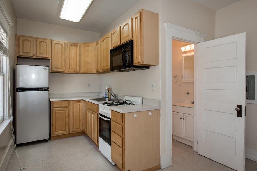Open Kitchen - 201 Pacific St