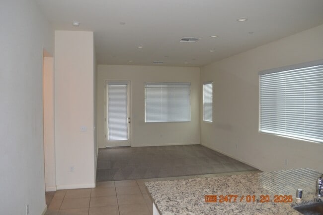 Building Photo - 4319 Bixby Way