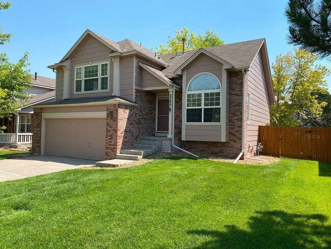Building Photo - Wonderfully updated and maintained 3 bedro...