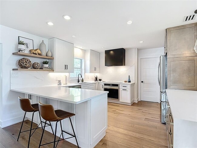 Building Photo - 4711 W Estrella St