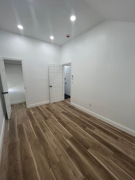 Bedroom - 210 E Lakewood St