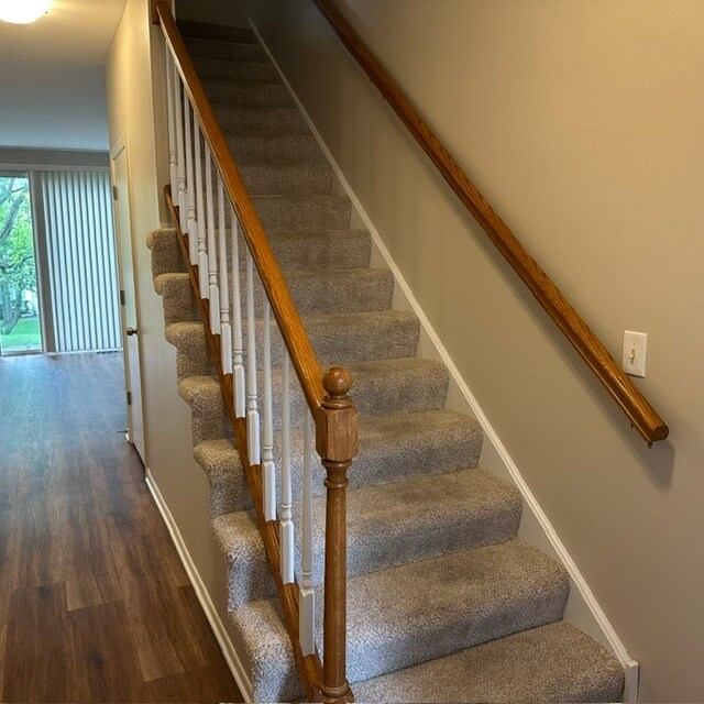 Building Photo - 545 Woodcrest Dr