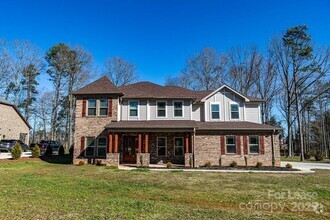 Building Photo - 4820A Beulah Church Rd
