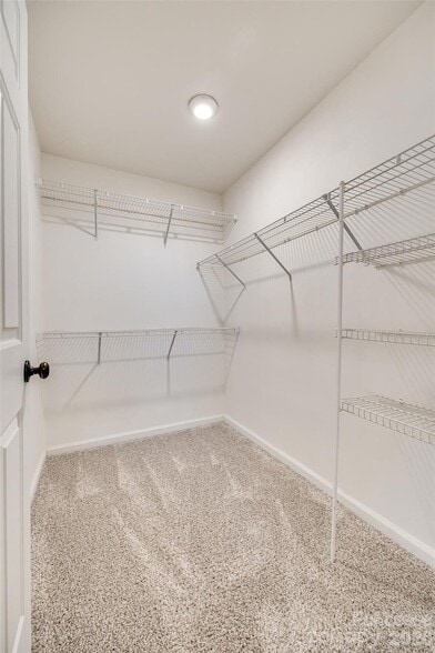 Building Photo - 618 Bayou Cir