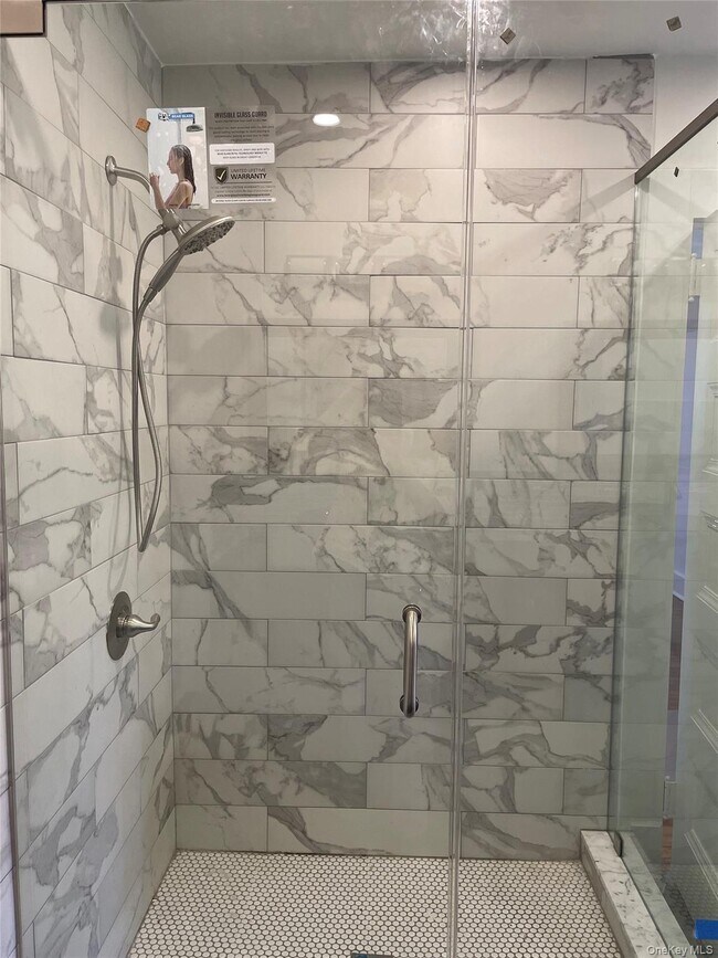 Building Photo - 12 Pine Hill Rd