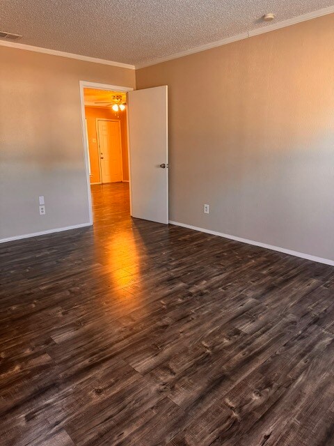 Building Photo - 3514 Summit Ln