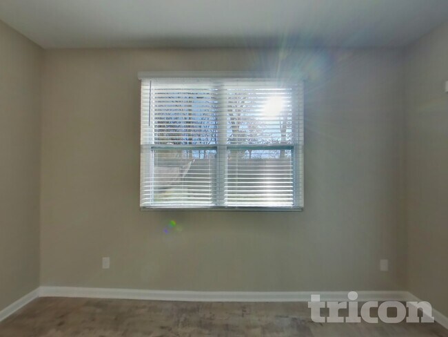 Building Photo - 149 Victory Cir