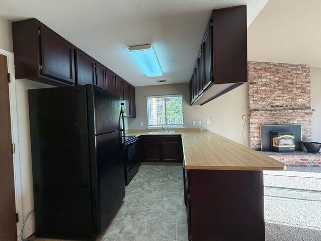 Building Photo - 7724 Woodchuck Way