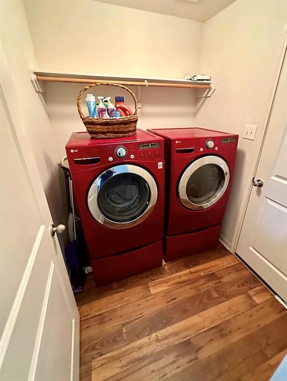 Building Photo - 19600 Per Lange Pass