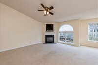 Building Photo - TWO BEDROOM HOME!