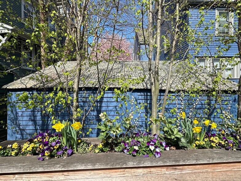 Building Photo - 58 Brook St