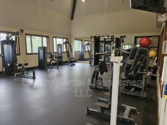 Building Photo - 116 Cheyney Dr