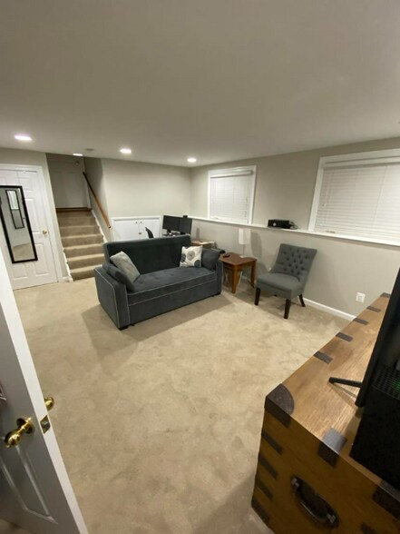 Building Photo - 8289 Wold Den Ct