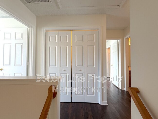 Building Photo - 8821 Cameron Spring Rd