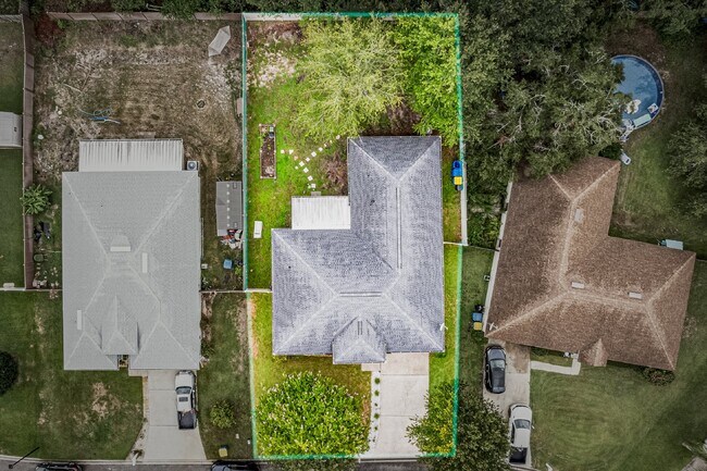 Building Photo - FOR RENT:  4 BEDROOM 2, BATHROOM HOME IN H...