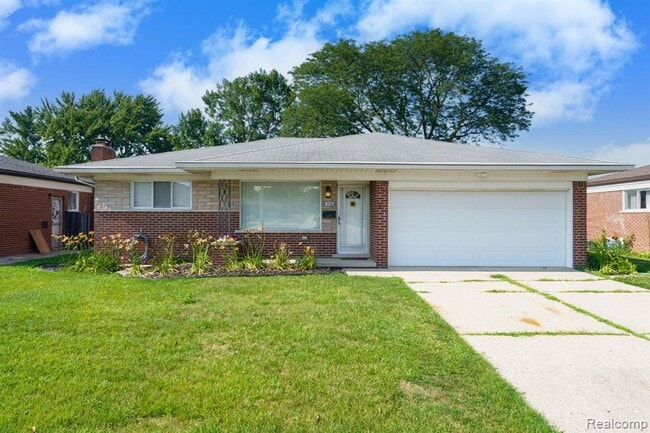 Primary Photo - 13103 Iowa Dr