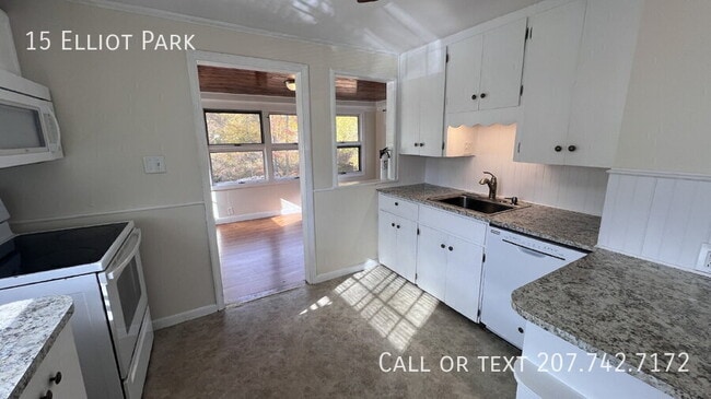 Building Photo - 15 Elliot Park