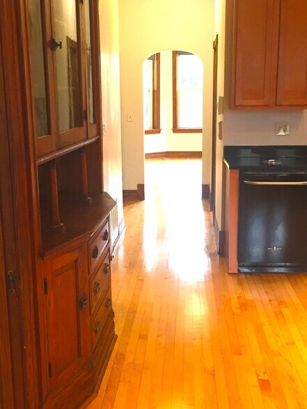 Building Photo - 2318 S Marshall Blvd