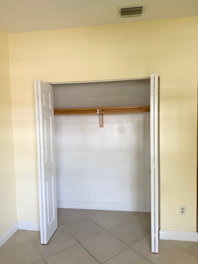 Building Photo - 168 Coconut Key Ln