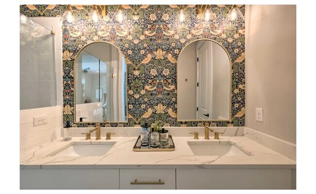 Building Photo - 294 Reed Walk SW