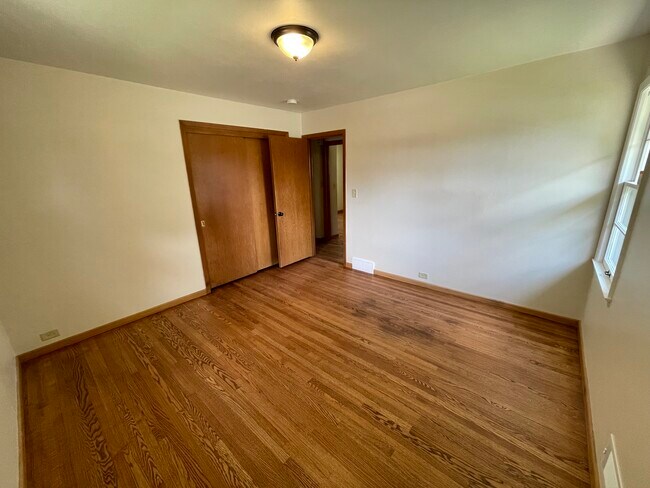 Corner bedroom #2 - 1208 E 30th St