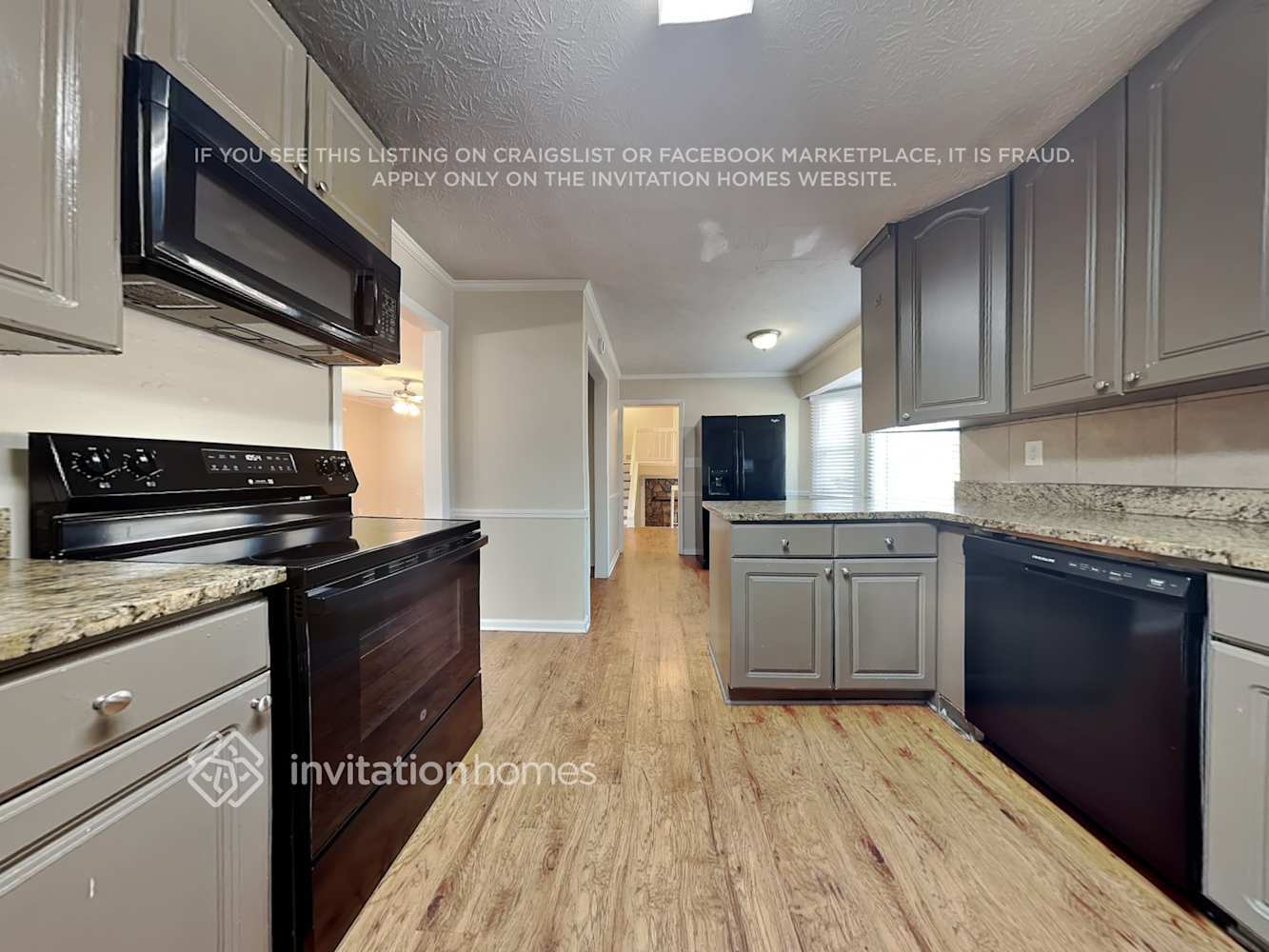 Building Photo - 2354 Shadowood Dr SW