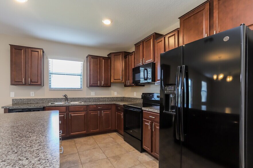 Building Photo - 7104 Ozello Trail Ave