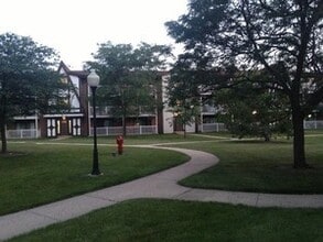 Building Photo - 117 S Gregory St