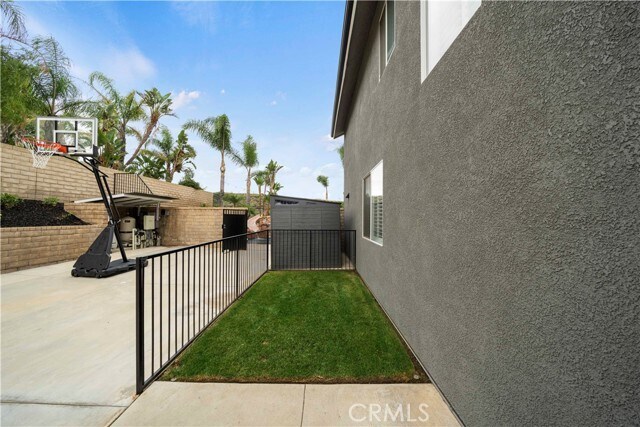 Building Photo - 28470 Rodgers Dr