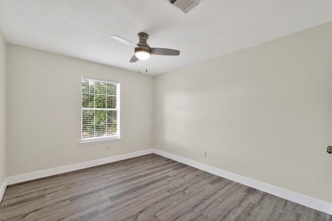 Building Photo - 918 Ivycroft Ln