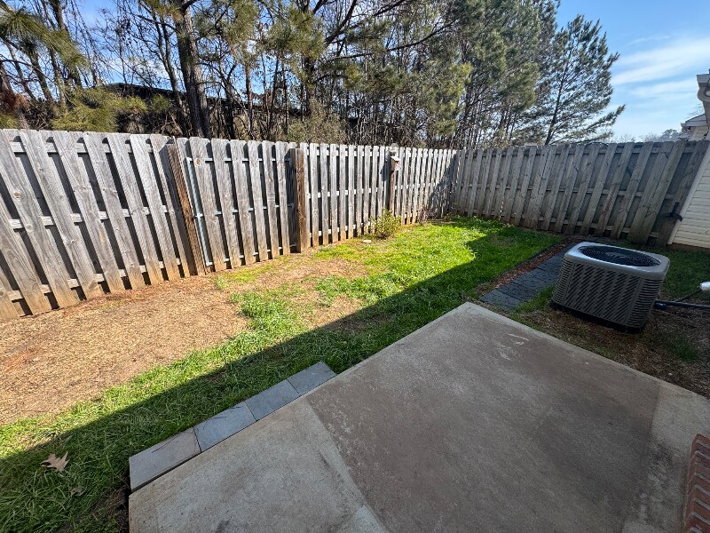 Building Photo - 109 Dry Branch Ct