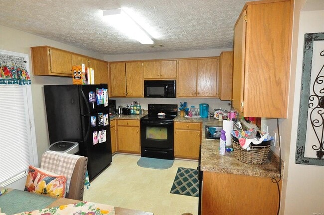 Building Photo - 287 Thornfield Dr