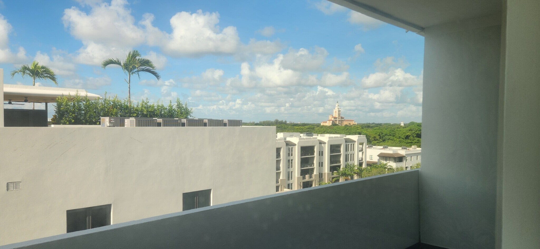 Building Photo - 700 Biltmore Way