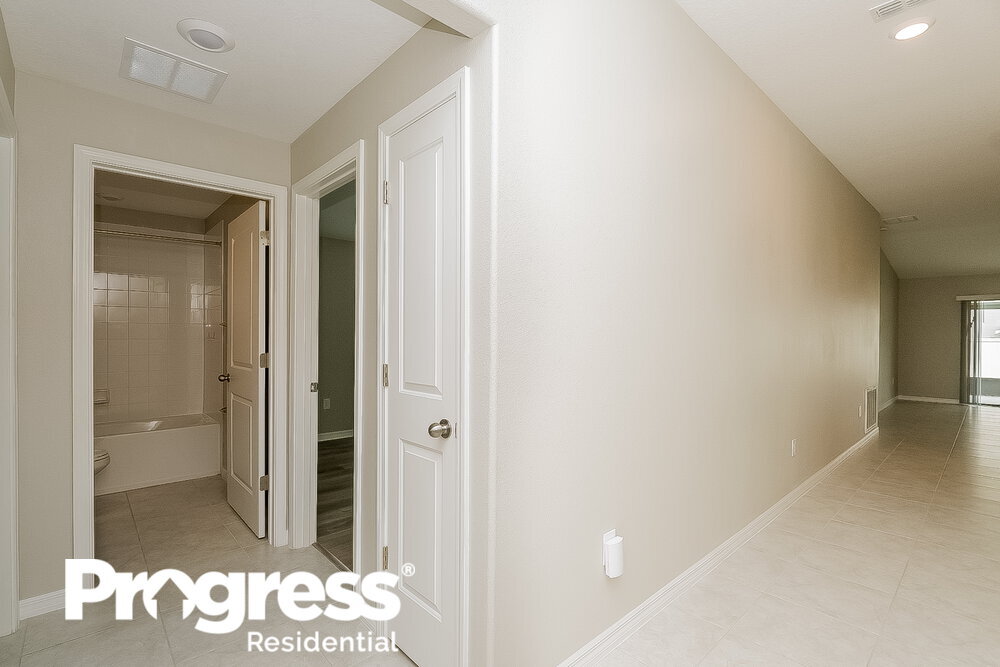 Building Photo - 5518 Rainwood Meadows Dr